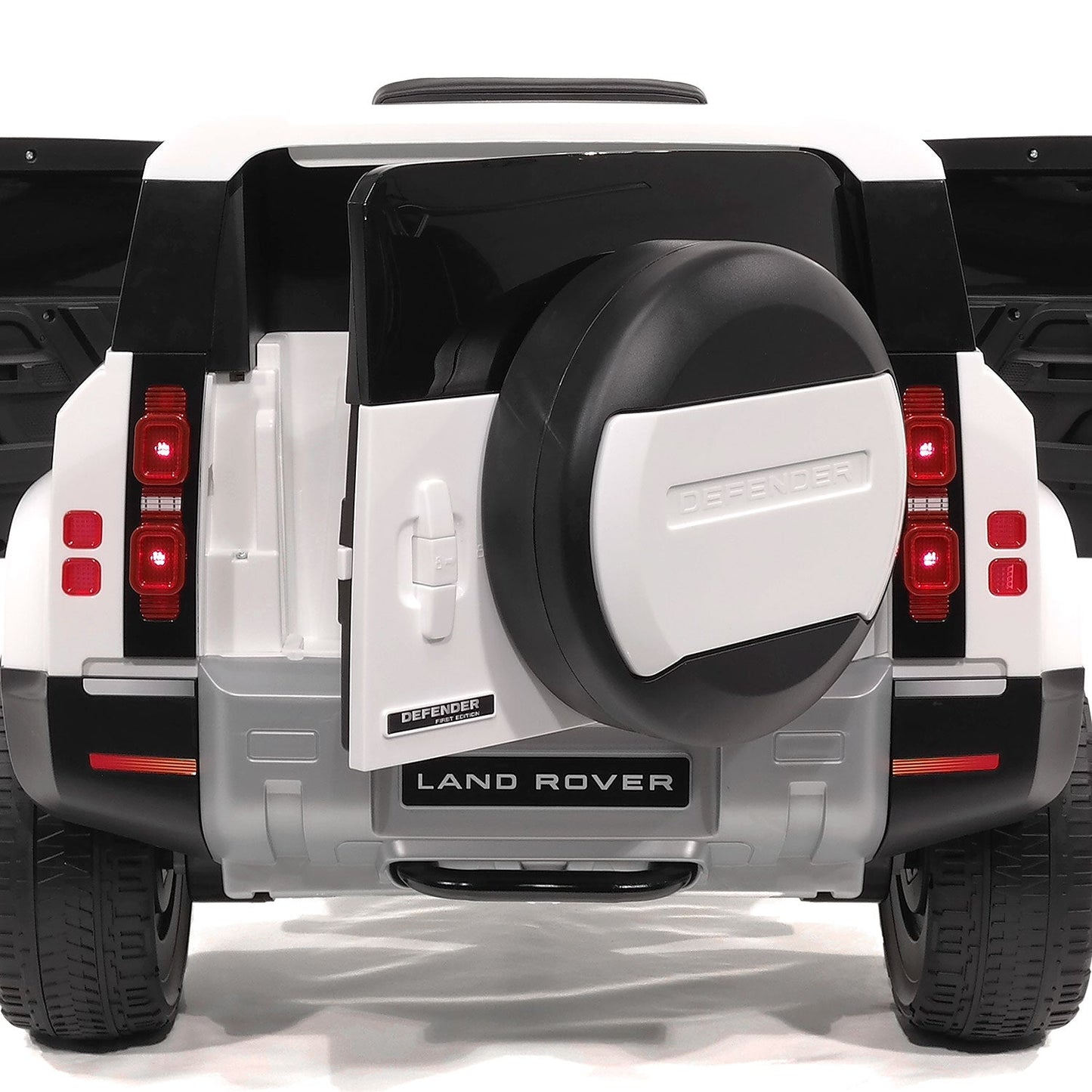 Land Rover Defender 12V Kids Ride-On Car with R/C Parental Remote | Red
